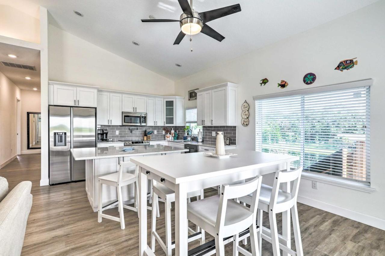 Family-Friendly Tampa Home Less Than 3 Mi To Ocean! Exteriör bild